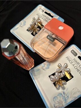 Peach Hand Sanitizer- Hair-clips- GLOWUP Nude Lips